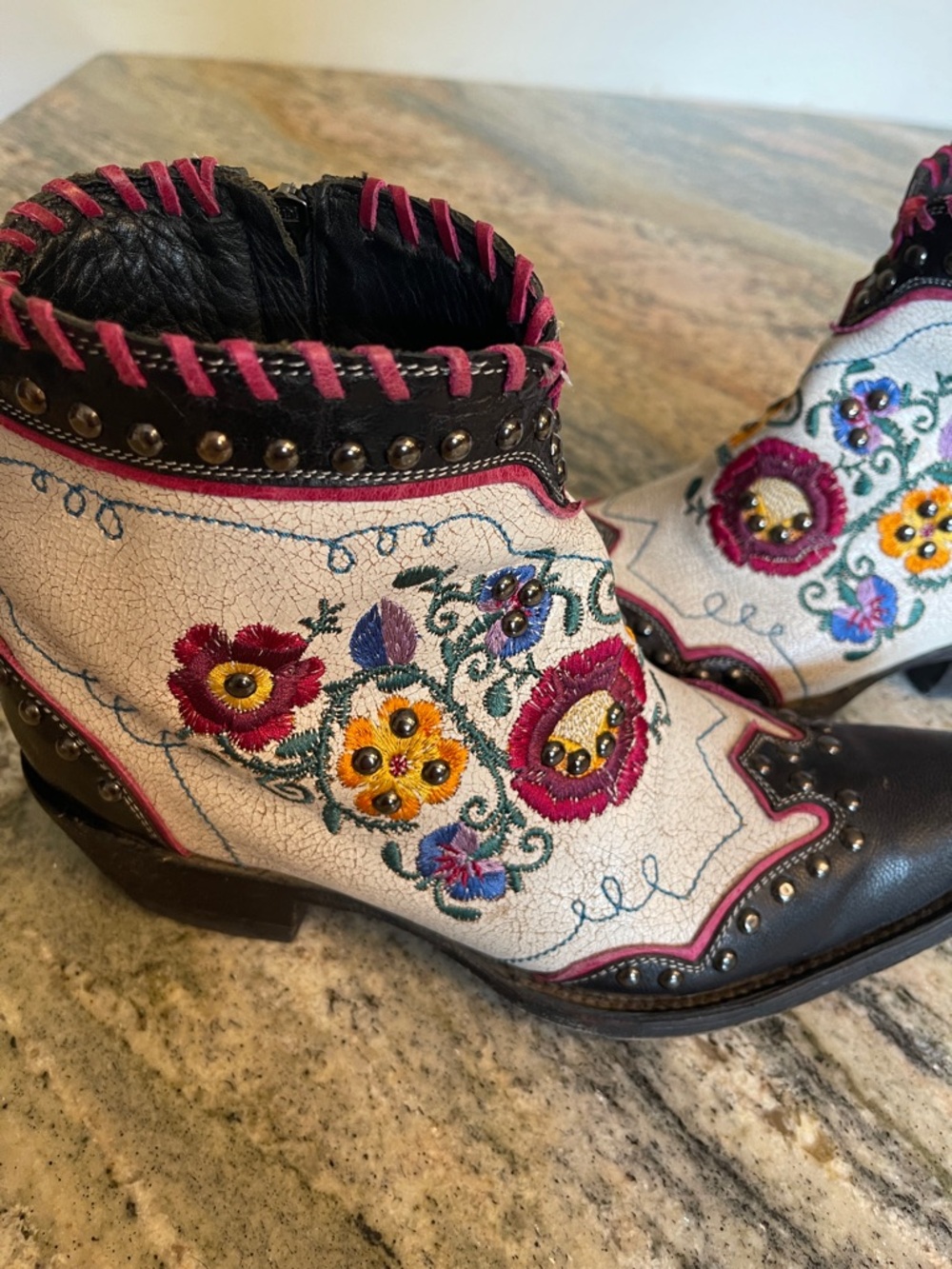 Double D Ranch Double Talk  
Ankle Boots Floral Embroidery 
Size 9 - Picture 6 of 9
